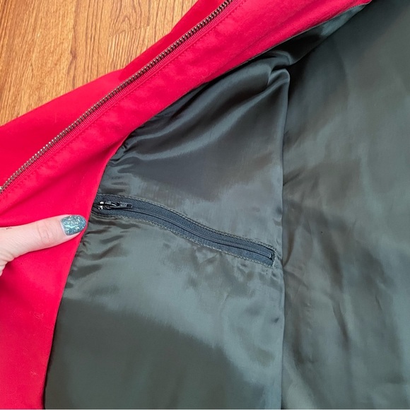 Normandy & Monroe Ventile cotton waterproof and wind proof red jacket size XL - Picture 11 of 13